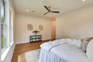 1946 Pech Rd, Houston, TX 77055 - Photo 28