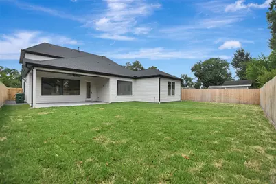 1946 Pech Road, Houston, TX 77055 - Photo 48