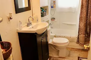 5011 Northridge Dr, Houston, TX 77033 - Photo 10