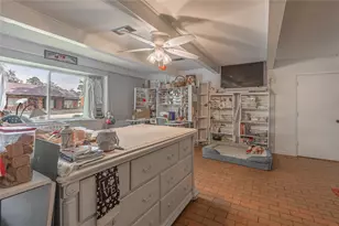 220 Elmwood St, Huntsville, TX 77320 - Photo 24