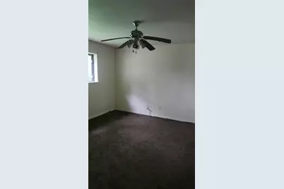 509 Debbie Lane, Alvin, TX 77511 - Photo 4