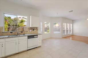 19510 Maywood Falls Cir, Houston, TX 77084 - Photo 6