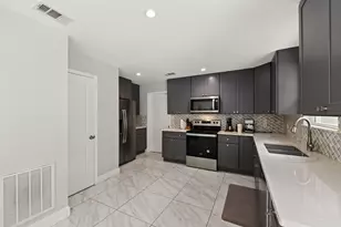 2114 Briargreen Dr, Houston, TX 77077 - Photo 10