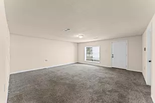 1106 5th St, Hempstead, TX 77445 - Photo 10