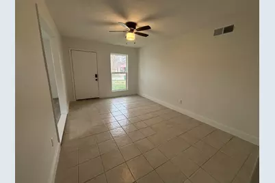 9843 Ribbonwood Street, Houston, TX 77078 - Photo 2