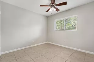 81 S Wavy Oak Cir, The Woodlands, TX 77381 - Photo 16