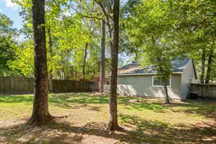 81 S Wavy Oak Cir, The Woodlands, TX 77381 - Photo 20