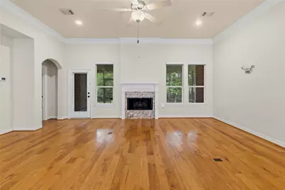 106 Lazy Springs Drive, Conroe, TX 77356 - Photo 4