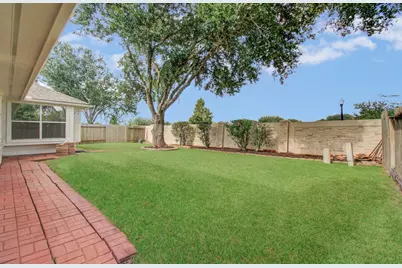 2311 Meadow Briar Drive, Sugar Land, TX 77498 - Photo 34