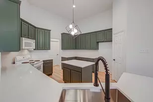 2311 Meadow Briar Dr, Sugar Land, TX 77498 - Photo 18