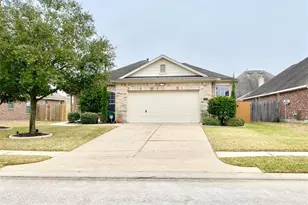 17518 Stamford Oaks Dr, Tomball, TX 77377 - Photo 1