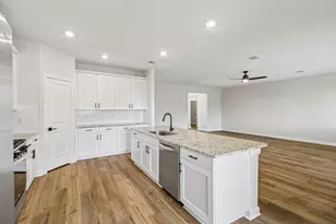 3202 Bolt Rope Dr, Texas City, TX 77510 - Photo 8
