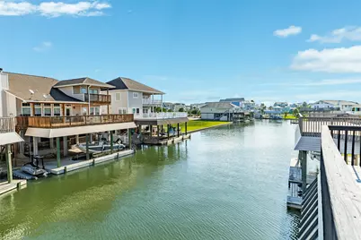 539 Sunset Circle, Tiki Island, TX 77554 - Photo 32