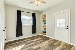 539 Sunset Cir, Tiki Island, TX 77554 - Photo 22