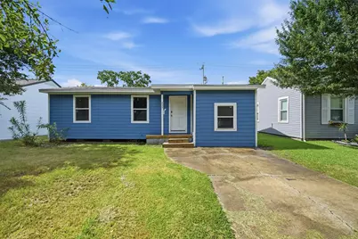 225 19th Avenue N, Texas City, TX 77590 - Photo 1