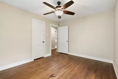 225 19th Avenue N, Texas City, TX 77590 - Photo 10