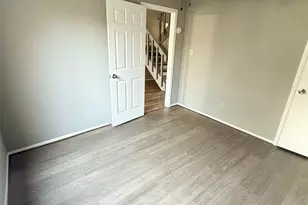 10326 Cook Rd, Houston, TX 77099 - Photo 8