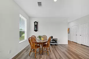 1109 Black Rail St, La Marque, TX 77568 - Photo 6