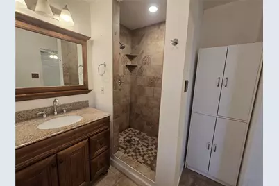 435 Rolling Wood Road, Baytown, TX 77520 - Photo 10