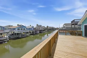 22101 Pecos Dr, Galveston, TX 77554 - Photo 24