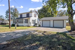 1977 E 7th St, High Island, TX 77623 - Photo 4