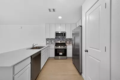 6818 Eastern Cottonwood Lane, Katy, TX 77493 - Photo 2