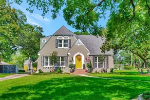 402 S Bynum St, Lufkin, TX 75904 - Photo 1