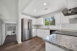 1808 Presidio St, Friendswood, TX 77546 - Photo 10