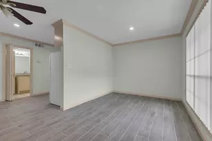 1311 Antoine Dr, Houston, TX 77055 - Photo 8