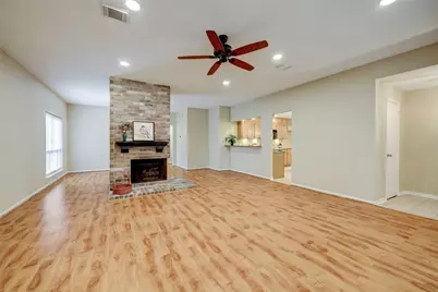 60 W Indian Sage Circle, The Woodlands, TX 77381 - Photo 4
