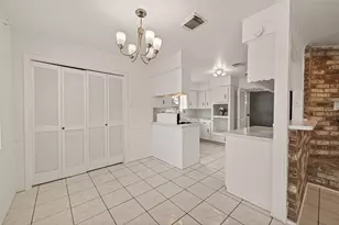 9422 Kristin Dr, Houston, TX 77031 - Photo 20