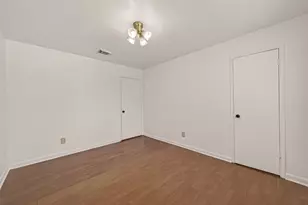 9422 Kristin Dr, Houston, TX 77031 - Photo 34