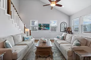 413 Jeanie Lynne Circle, Tiki Island, TX 77554 - Photo 4