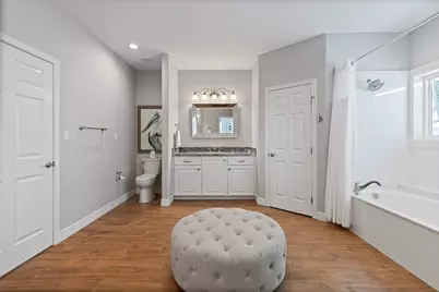 413 Jeanie Lynne Circle, Tiki Island, TX 77554 - Photo 16