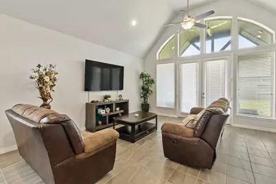 8735 Morris Woods Drive, Missouri City, TX 77459 - Photo 10