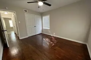 5655 Belneath St, Houston, TX 77033 - Photo 12