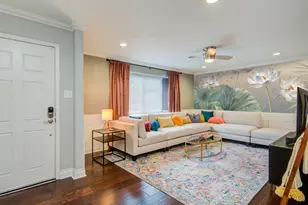 5902 Hummingbird St, Houston, TX 77096 - Photo 4