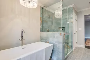 5902 Hummingbird St, Houston, TX 77096 - Photo 14