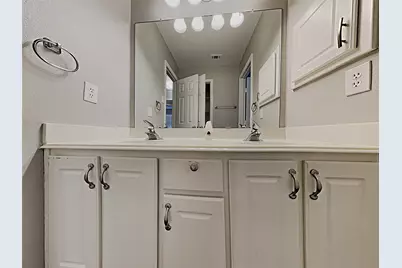 85 Summer Lark Place, The Woodlands, TX 77382 - Photo 10