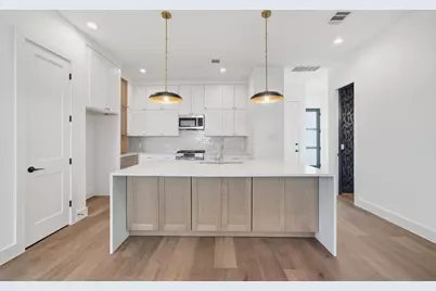 2036 Thonig Road, Houston, TX 77055 - Photo 12