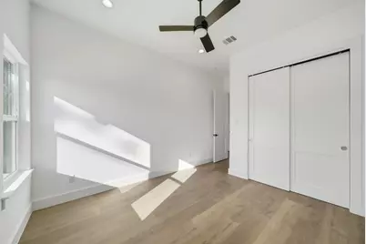 2036 Thonig Road, Houston, TX 77055 - Photo 26