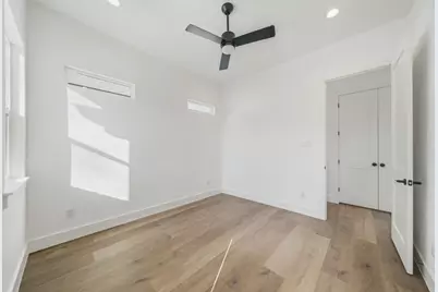 2036 Thonig Road, Houston, TX 77055 - Photo 28