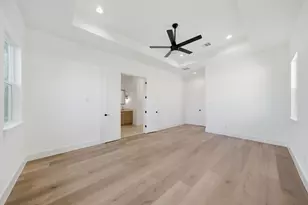 2036 Thonig Rd, Houston, TX 77055 - Photo 20