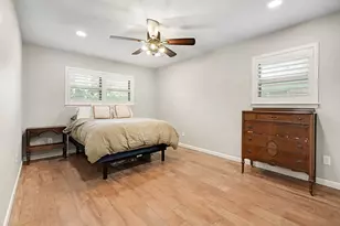 3037 Longwood Ln, Dickinson, TX 77539 - Photo 12