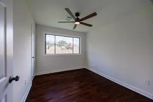 5618 Southbrook St, Houston, TX 77033 - Photo 22