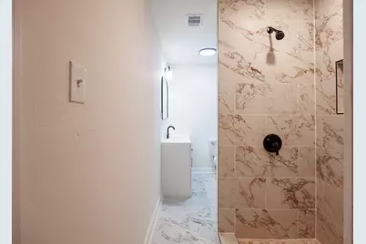 5618 Southbrook Street, Houston, TX 77033 - Photo 14