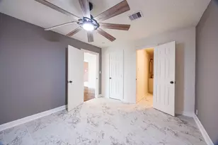 5618 Southbrook St, Houston, TX 77033 - Photo 18