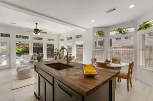 10211 Russet Field Ct, Houston, TX 77070 - Photo 34