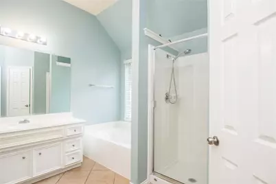 8847 Distant Woods Drive, Houston, TX 77095 - Photo 22