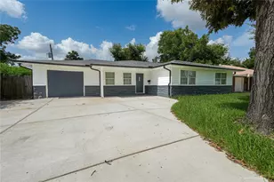 7942 Hammerly Blvd, Houston, TX 77055 - Photo 2